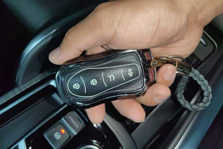 Used Geely Auto Emgrand X7 Sport 2020 1.8TD DCT Smart PRO Vehicle Key