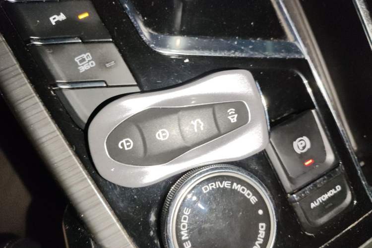 Used Geely Auto Emgrand X7 Sport 2020 1.8TD DCT ZhiZun PRO Vehicle Key