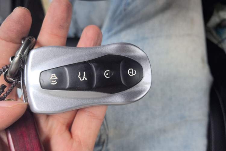 Used Geely Auto Emgrand X7 Sport 2020 1.8TD DCT Smart Connect PRO Vehicle Key