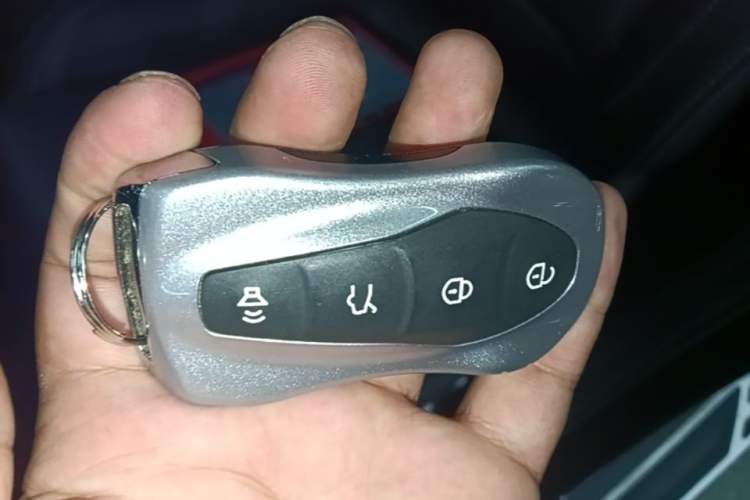 Used Geely Auto Emgrand X7 Sport 2020 1.8TD DCT Smart Connect PRO Vehicle Key