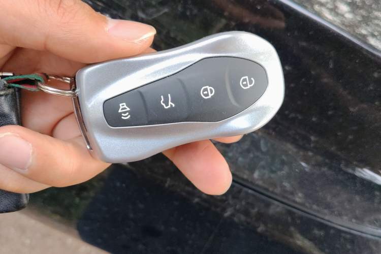 Used Geely Auto Emgrand X7 Sport 2020 1.8TD DCT Smart Connect PRO Vehicle Key