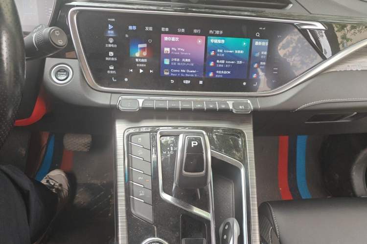 Used Geely Auto Emgrand X7 Sport 2020 1.8TD DCT Smart PRO Audio And AC Panel