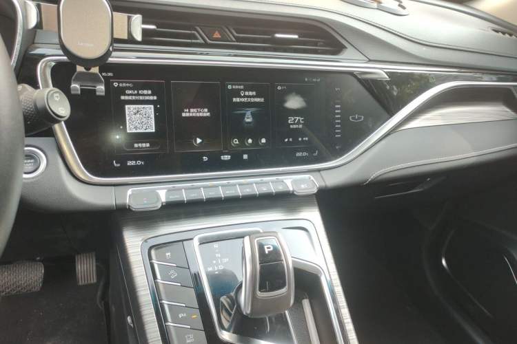 Used Geely Auto Emgrand X7 Sport 2020 1.8TD DCT Smart PRO Audio And AC Panel