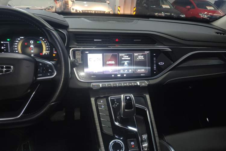 Used Geely Auto Emgrand X7 Sport 2020 1.8TD DCT Smart Connect PRO Audio And AC Panel