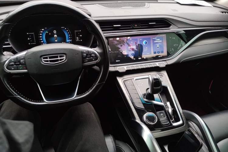 Used Geely Auto Emgrand X7 Sport 2020 1.8TD DCT Smart Connect PRO Audio And AC Panel