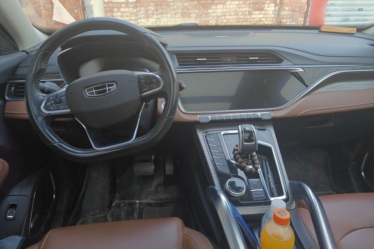 Used Geely Auto Emgrand X7 Sport 2020 1.8TD DCT Zhi Ling PRO Center Console