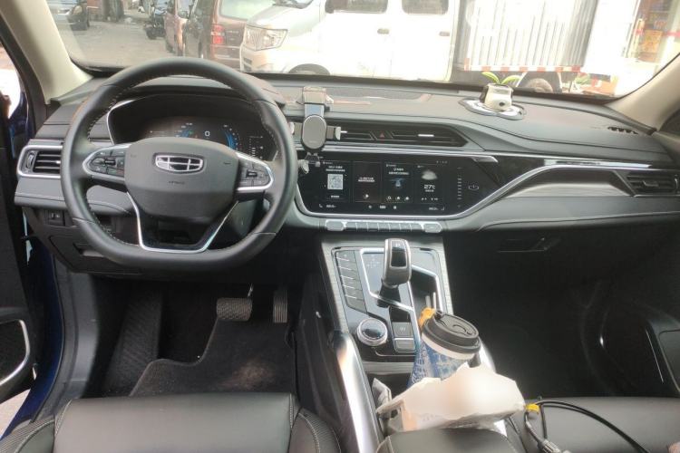 Used Geely Auto Emgrand X7 Sport 2020 1.8TD DCT Smart PRO Center Console