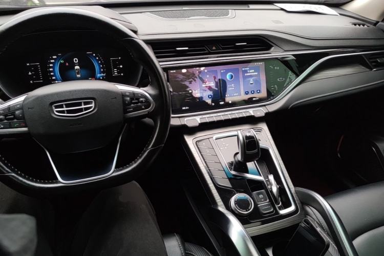 Used Geely Auto Emgrand X7 Sport 2020 1.8TD DCT Smart Connect PRO Center Console
