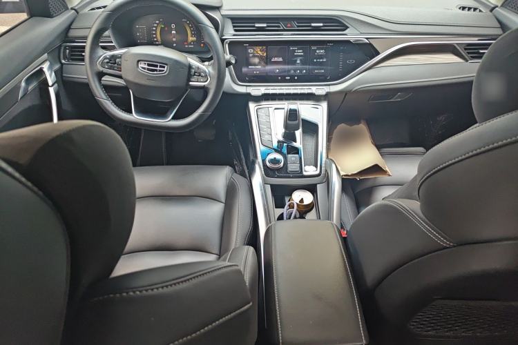 Used Geely Auto Emgrand X7 Sport 2020 1.8TD DCT Smart PRO Center Console