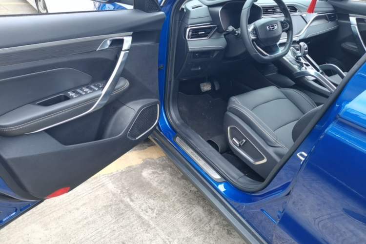 Used Geely Auto Emgrand X7 Sport 2020 1.5TD Automatic Smart Connect PRO Driver Seat