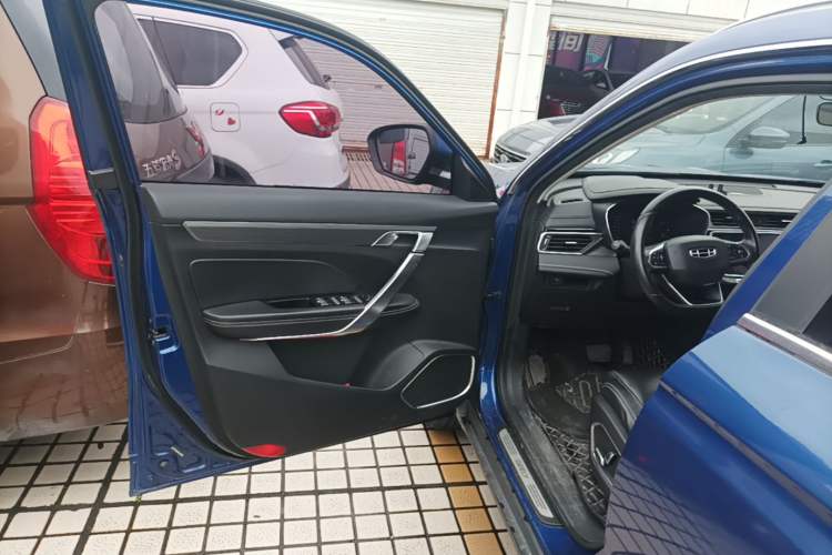 Used Geely Auto Emgrand X7 Sport 2020 1.5TD Automatic Smart Connect PRO Driver Seat