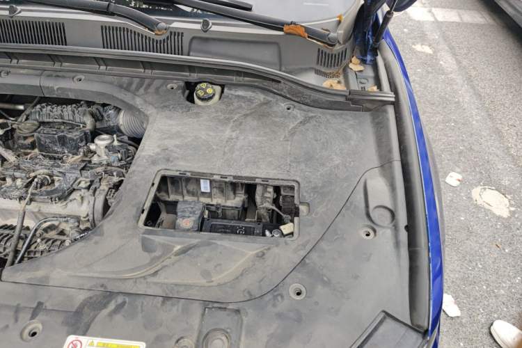 Used Geely Auto Emgrand X7 Sport 2020 1.5TD Automatic Smart Connect PRO Engine Bay Left