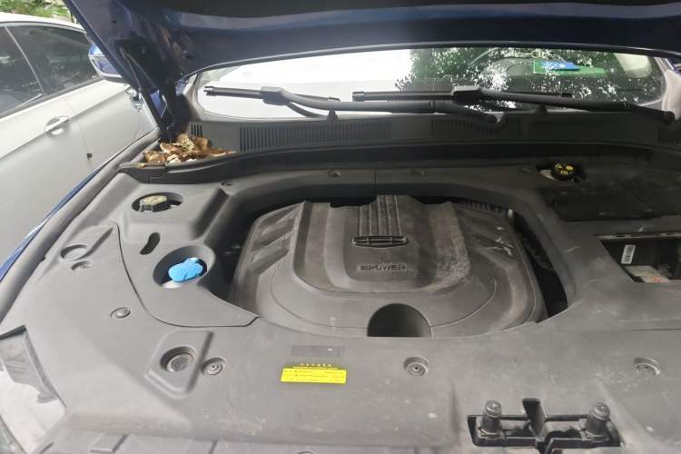 Used Geely Auto Emgrand X7 Sport 2020 1.5TD Automatic Smart Connect PRO Engine Bay Right