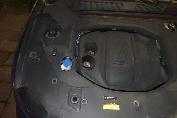 Used Geely Auto Emgrand X7 Sport 2020 1.8TD DCT ZhiZun PRO Engine Bay Right