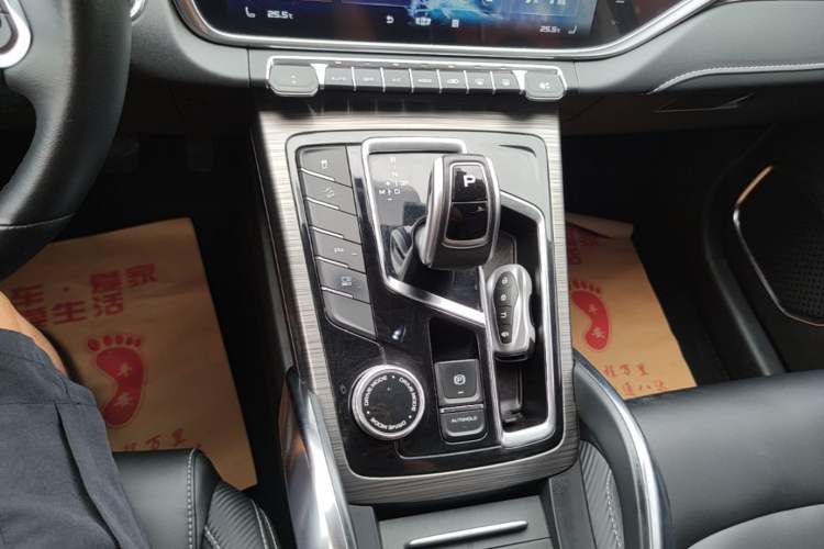 Used Geely Auto Emgrand X7 Sport 2020 1.8TD DCT Smart PRO Gear Lever