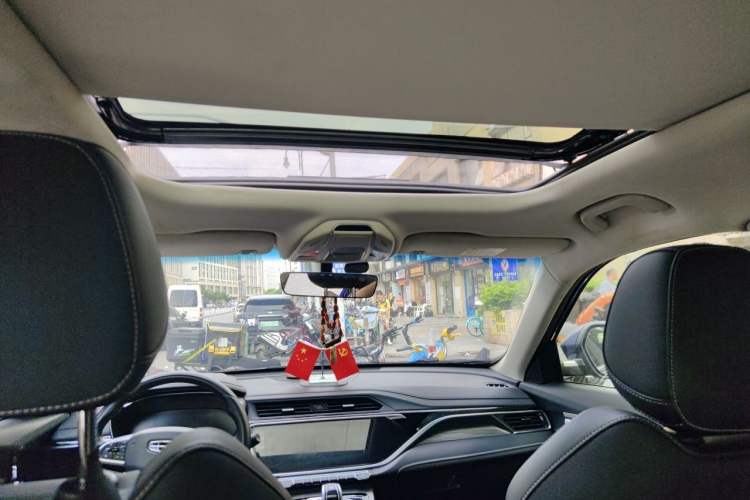 Used Geely Auto Emgrand X7 Sport 2020 1.5TD Automatic Smart Connect PRO Headliner