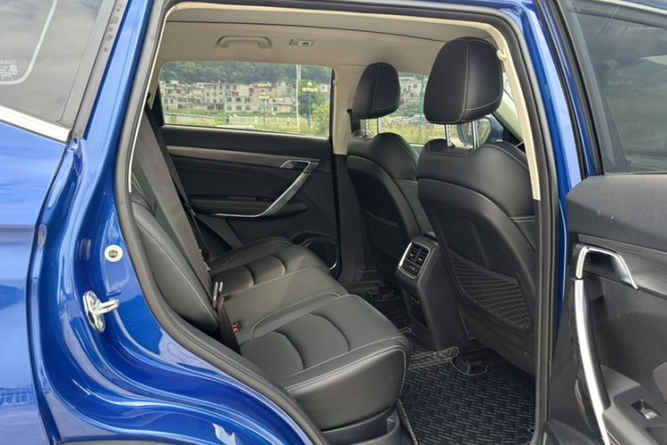 Used Geely Auto Emgrand X7 Sport 2020 1.5TD Automatic Smart Connect PRO Interior 12