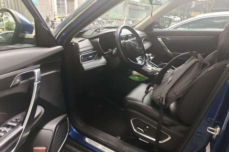 Used Geely Auto Emgrand X7 Sport 2020 1.5TD Automatic Smart Connect PRO Interior 3