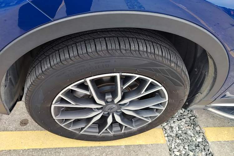 Used Geely Auto Emgrand X7 Sport 2020 1.8TD DCT Zhi Ling PRO Left Front Wheel Hub