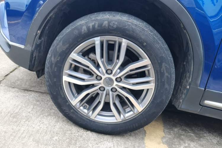 Used Geely Auto Emgrand X7 Sport 2020 1.5TD Automatic Smart Connect PRO Left Front Wheel Hub