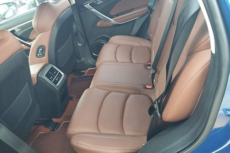 Used Geely Auto Emgrand X7 Sport 2020 1.8TD DCT Zhi Ling PRO Left Rear Seat