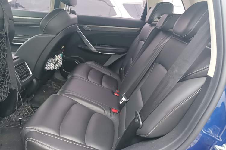 Used Geely Auto Emgrand X7 Sport 2020 1.5TD Automatic Smart Connect PRO Left Rear Seat