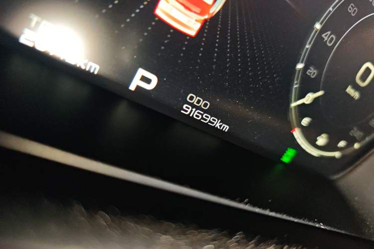 Used Geely Auto Emgrand X7 Sport 2020 1.8TD DCT ZhiZun PRO Odometer Close Up