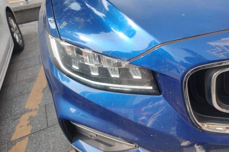 Used Geely Auto Emgrand X7 Sport 2020 1.8TD DCT Smart PRO Right Front Headlight
