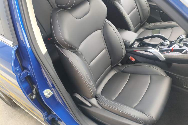 Used Geely Auto Emgrand X7 Sport 2020 1.8TD DCT Smart Connect PRO Right Front Seat