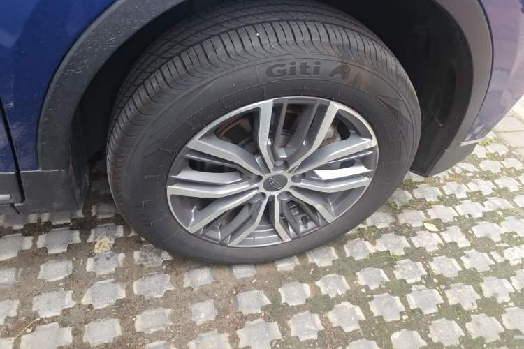 Used Geely Auto Emgrand X7 Sport 2020 1.5TD Automatic Smart Connect PRO Right Front Wheel Hub