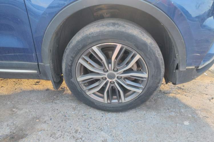 Used Geely Auto Emgrand X7 Sport 2020 1.5TD Automatic Smart Connect PRO Right Front Wheel Hub