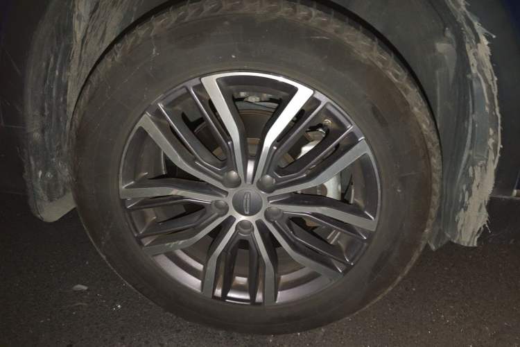 Used Geely Auto Emgrand X7 Sport 2020 1.8TD DCT ZhiZun PRO Right Front Wheel Hub