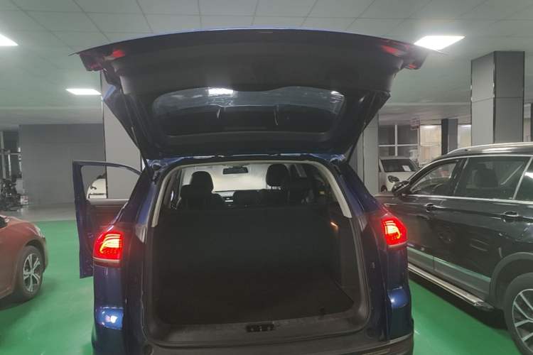 Used Geely Auto Emgrand X7 Sport 2020 1.8TD DCT Smart PRO Trunk