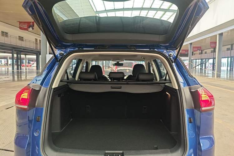 Used Geely Auto Emgrand X7 Sport 2020 1.8TD DCT Smart PRO Trunk