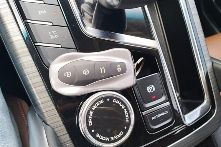 Used Geely Auto Emgrand X7 Sport 2020 1.8TD DCT Zhi Ling PRO Vehicle Key