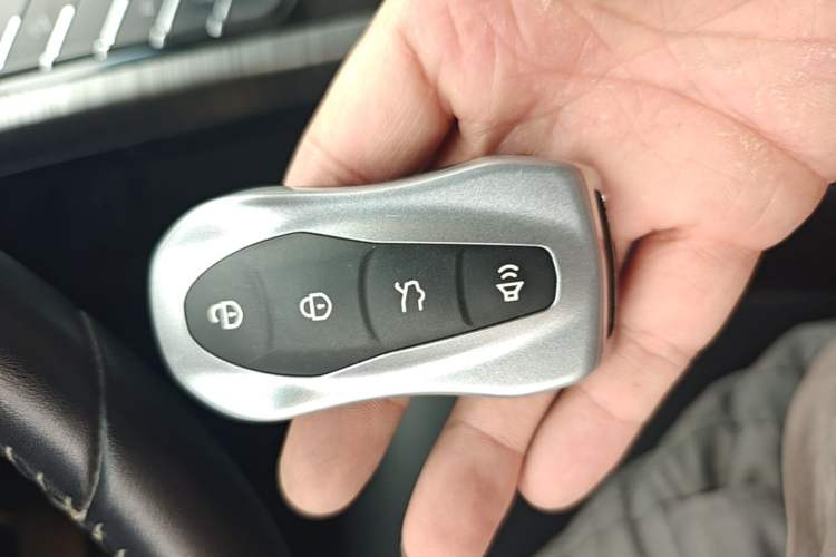 Used Geely Auto Emgrand X7 Sport 2020 1.8TD DCT Smart PRO Vehicle Key