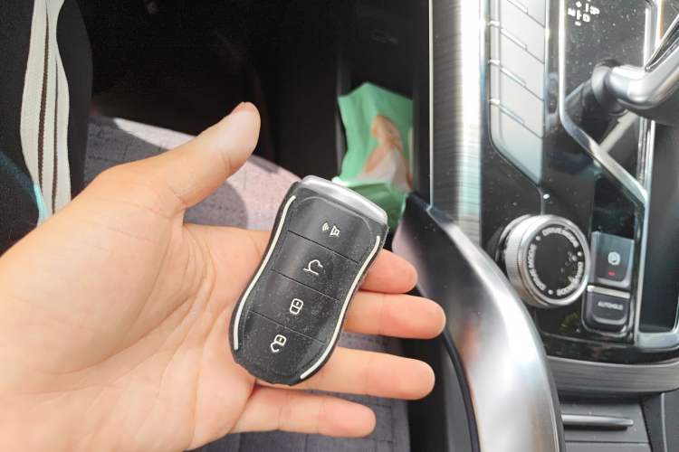 Used Geely Auto Emgrand X7 Sport 2020 1.8TD DCT Smart Connect PRO Vehicle Key