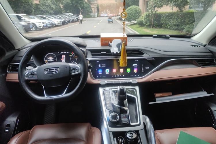 Used Geely Auto Emgrand X7 Sport 2020 1.5TD DCT Intelligent All-Wheel Drive PRO Version Center Console