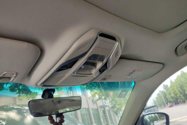 Used Geely Auto Emgrand X7 Sport 2020 1.5TD Automatic Smart Connect PRO Headliner