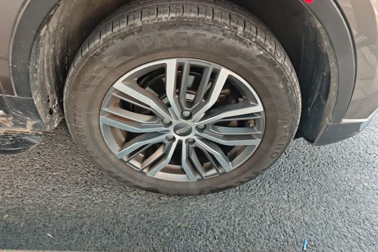 Used Geely Auto Emgrand X7 Sport 2020 1.8TD DCT ZhiZun PRO Right Front Wheel Hub