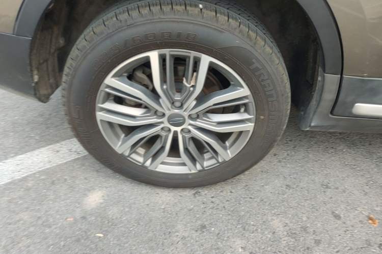 Used Geely Auto Emgrand X7 Sport 2020 1.5TD Automatic Smart Connect PRO Right Rear Wheel Hub