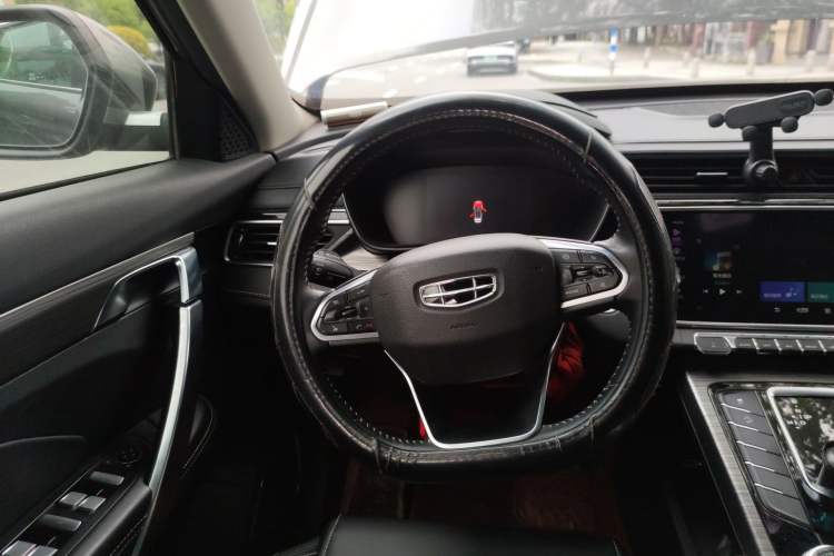 Used Geely Auto Emgrand X7 Sport 2020 1.5TD Automatic Smart Connect PRO Steering Wheel
