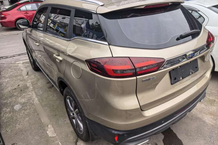 Used Geely Auto Emgrand X7 Sport 2020 1.8TD DCT Two-Wheel Drive Smart Connect 4G-Enabled Version Exterior 3