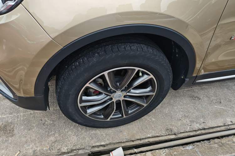 Used Geely Auto Emgrand X7 Sport 2020 1.8TD DCT Two-Wheel Drive Smart Connect 4G-Enabled Version Exterior 7