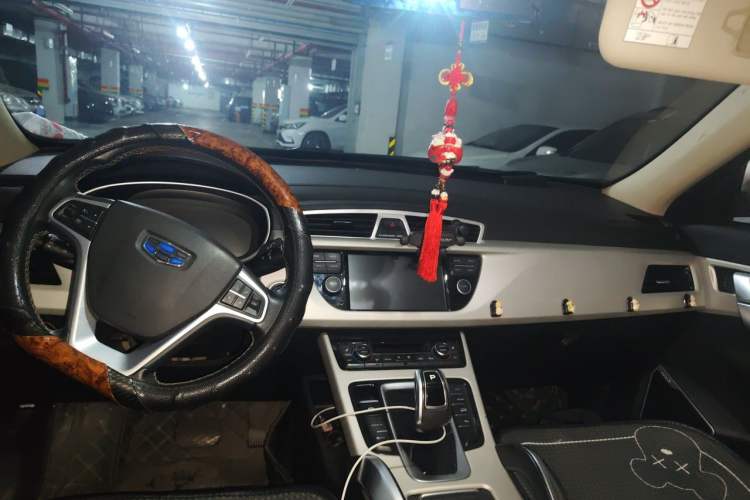 Used Geely Auto Emgrand X7 Sport 2020 1.8TD DCT Two-Wheel Drive Smart Connect 4G-Enabled Version Headliner