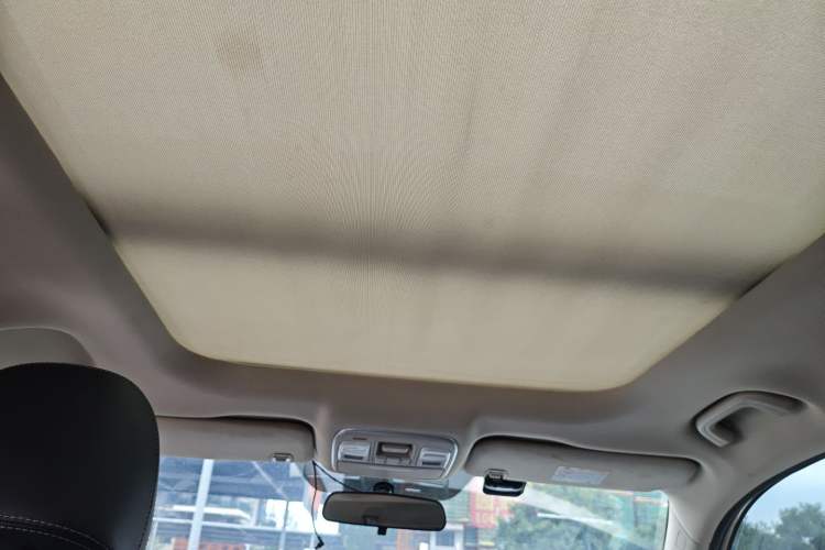 Used Geely Auto Emgrand X7 Sport 2020 1.8TD DCT Two-Wheel Drive Smart Connect 4G-Enabled Version Headliner