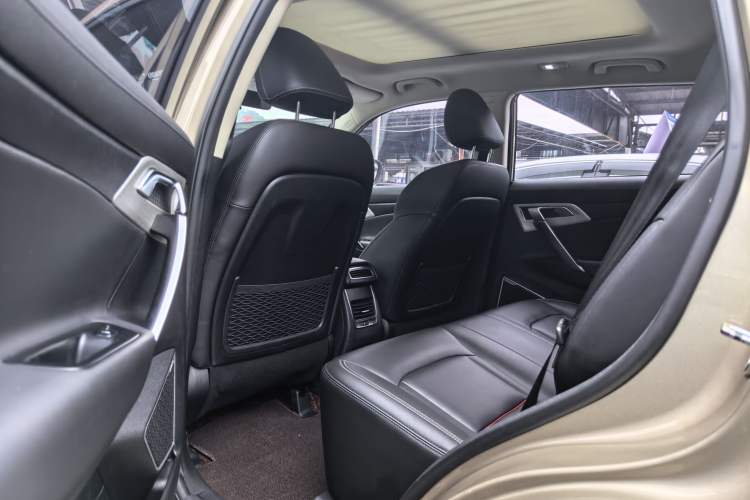 Used Geely Auto Emgrand X7 Sport 2020 1.8TD DCT Two-Wheel Drive Smart Connect 4G-Enabled Version Interior 3