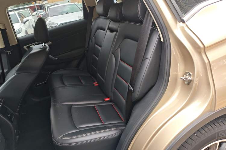 Used Geely Auto Emgrand X7 Sport 2020 1.8TD DCT Two-Wheel Drive Smart Connect 4G-Enabled Version Interior 4