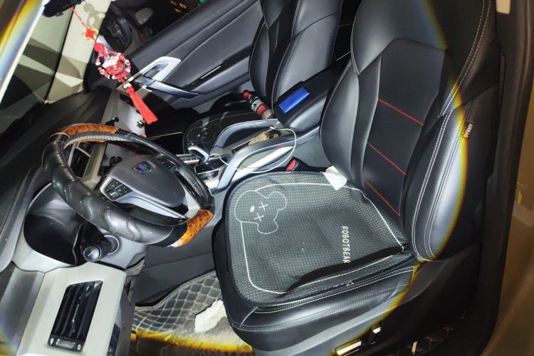 Used Geely Auto Emgrand X7 Sport 2020 1.8TD DCT Two-Wheel Drive Smart Connect 4G-Enabled Version Left Front Seat