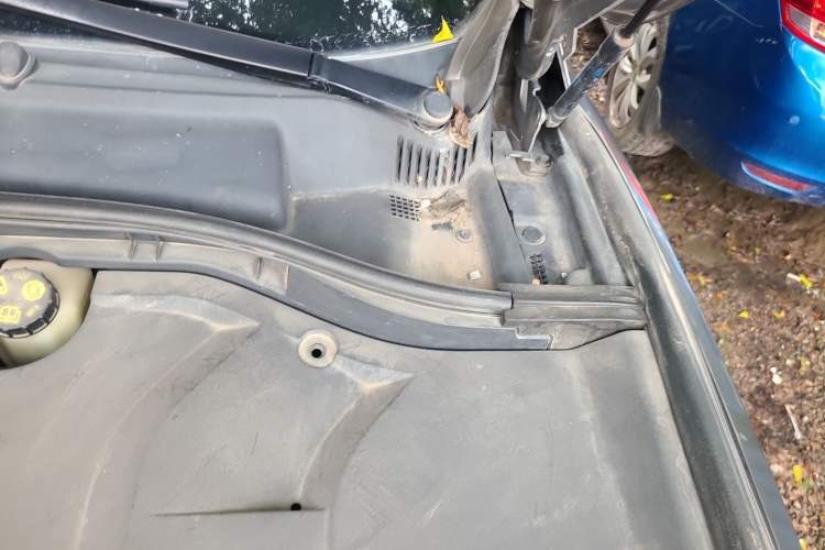Used Geely Auto Emgrand X7 Sport 2020 1.8TD DCT Smart Connect PRO Engine Bay Left